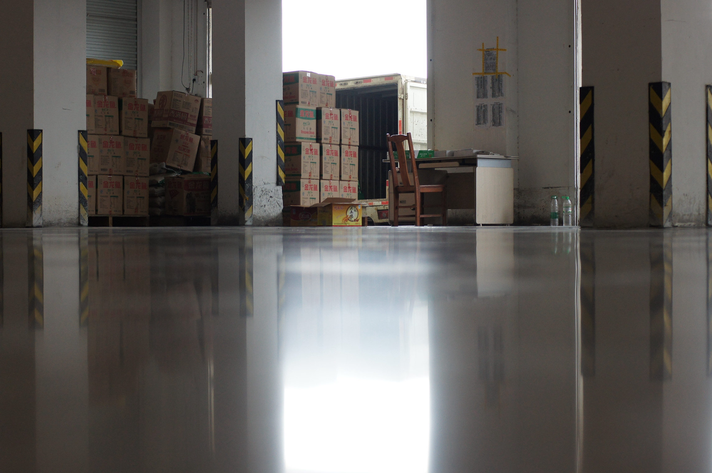 怎樣挑選優質的混凝土密封固化劑？