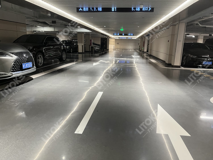 老舊地下車庫翻新做固化地坪效果